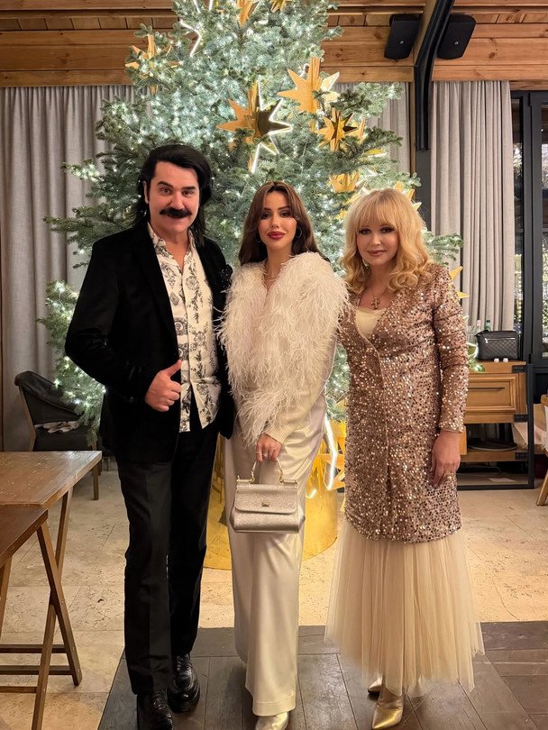 Павло Зібров із донькою Діаною і дружиною Мариною / © Instagram Павла Зіброва