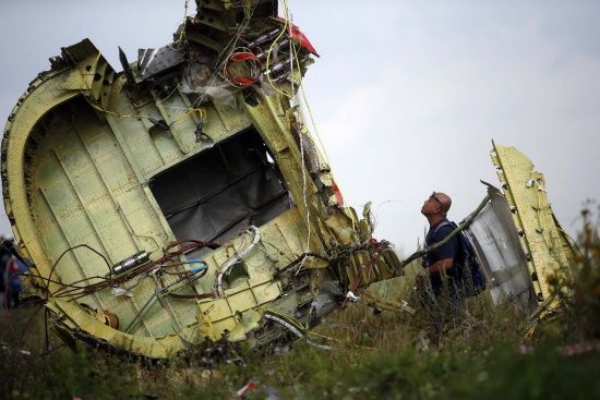       ,     MH17