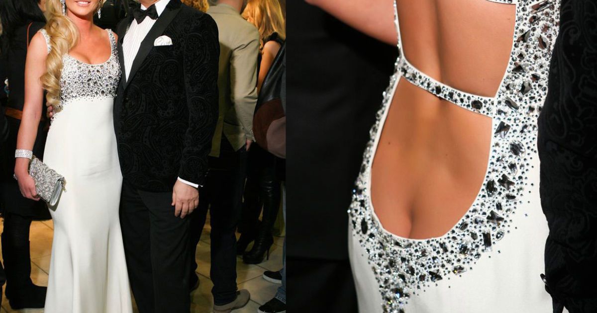 Длинное платье с высоким разрезом  купить со скидкой в секс шопе  Женское белье, одежда  Платья