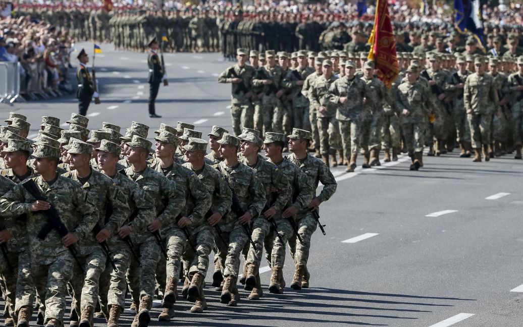 Зрелищный марш состоялся на Крещатике / © Reuters