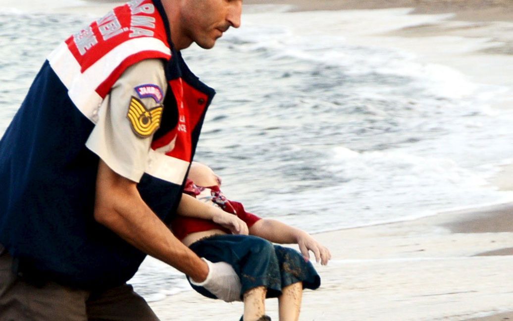 Мальчик погиб, пытаясь сбежать на греческий остров / © Reuters