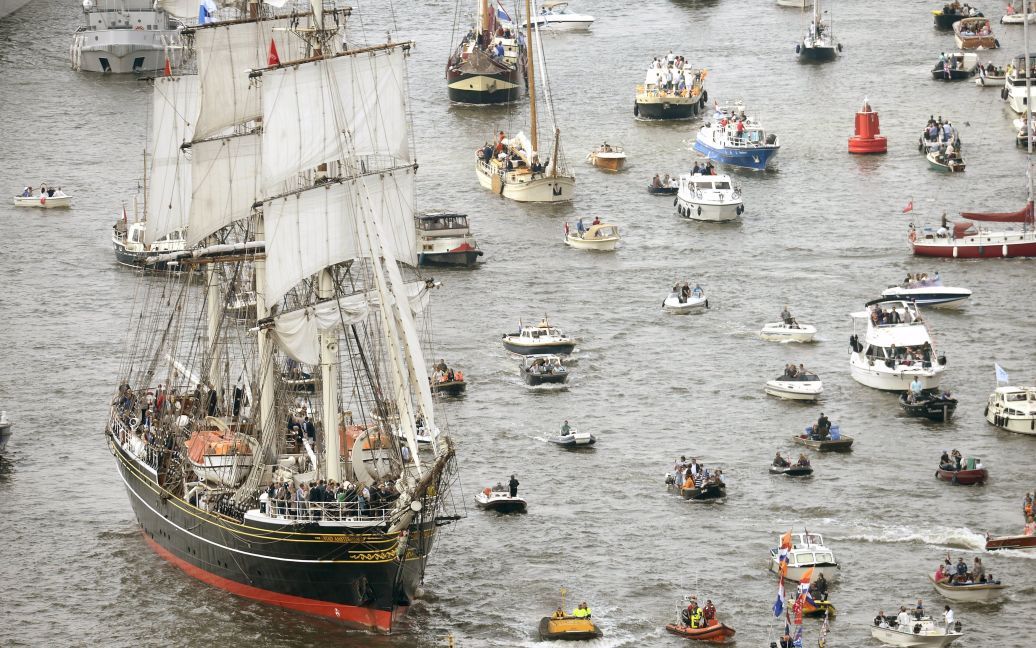 &laquo;Sail Amsterdam&raquo; - один из крупнейших морских парадов в мире. / © Reuters