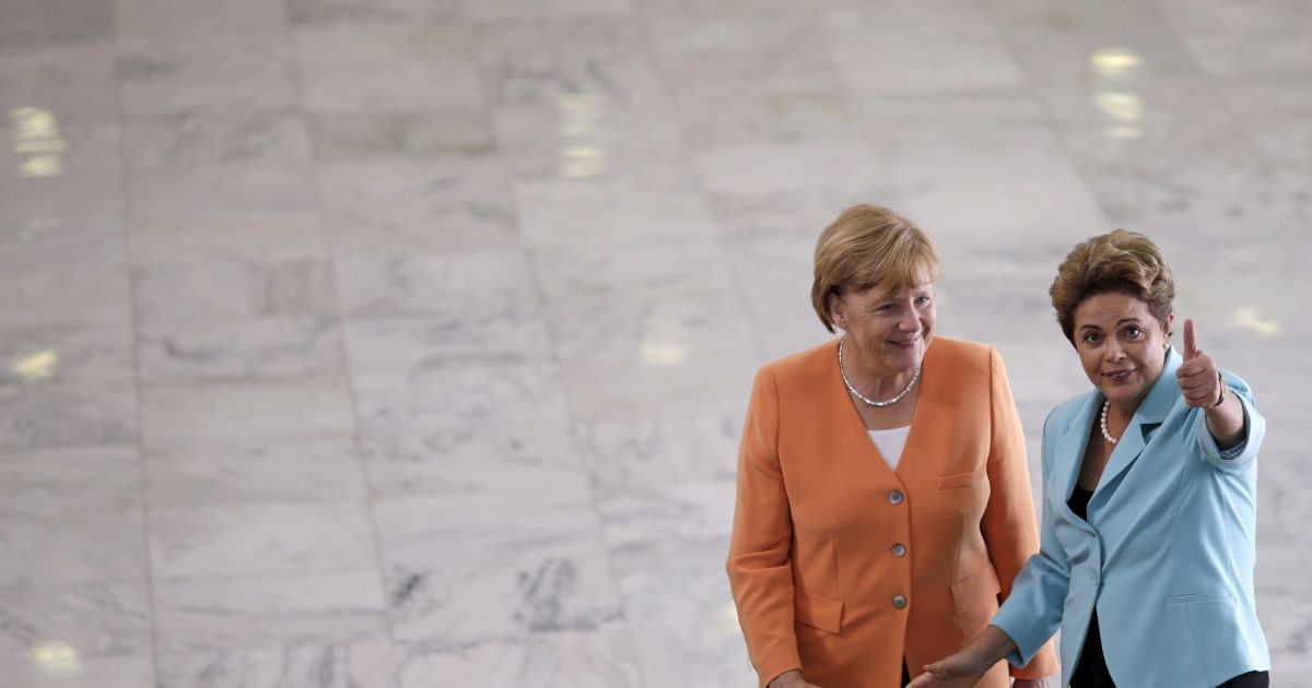 Канцлер Германии Ангела Меркель и президент Бразилии Дилма Руссефф во время встречи в Бразилиа. / © Reuters