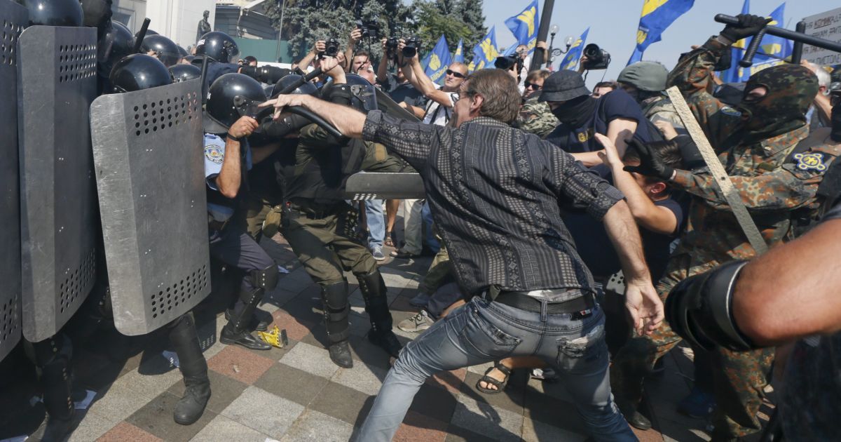 Столкновения стали реакцией на решение ВР