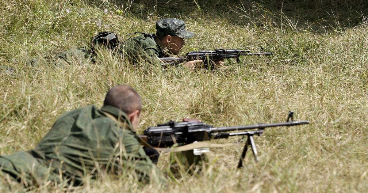 Вчера противник обстрелял из гранатометов и минометов укрепления возле Станицы Луганской
