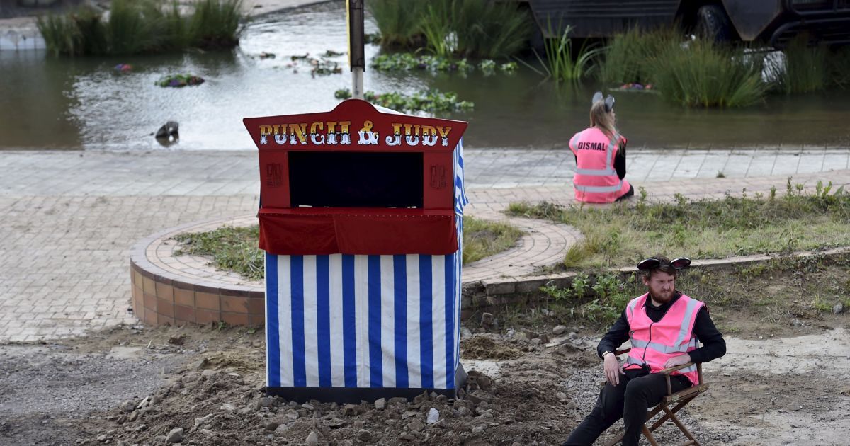 Парк "Dismaland"_10 / © Reuters