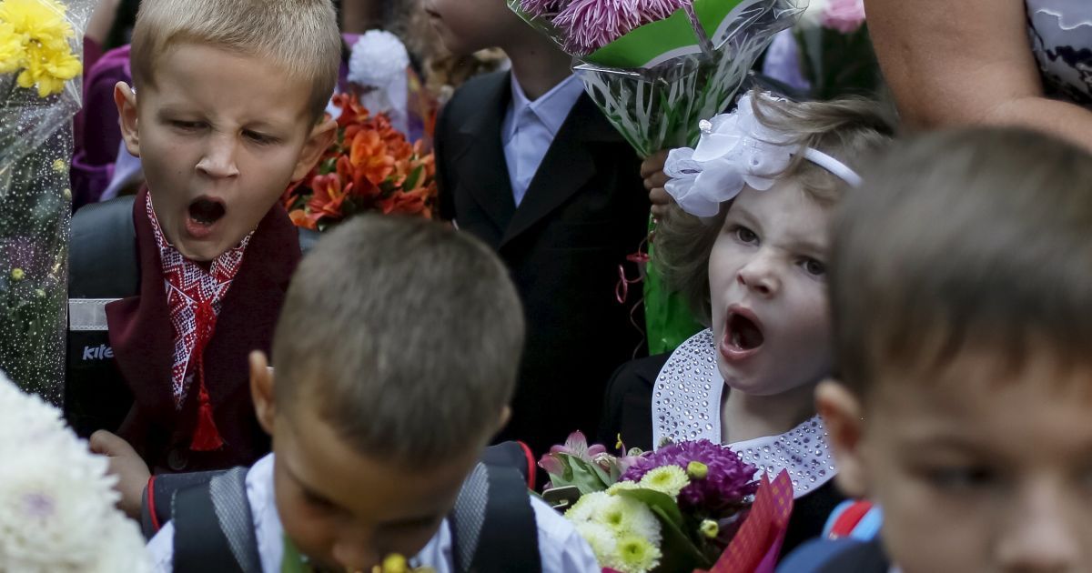 В столичных школах прозвучал первый звонок / © Reuters