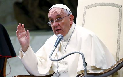 Спецслужби США запобігли замаху на "дуже емоційного" Папу Римського