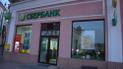 В Черновцах вывеску "Сбербанка России" признали незаконной и демонтировали
