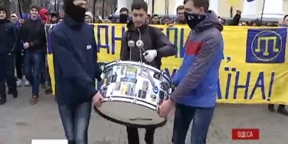 В Одесі фанати зустріли футбольну весну масштабним маршем
