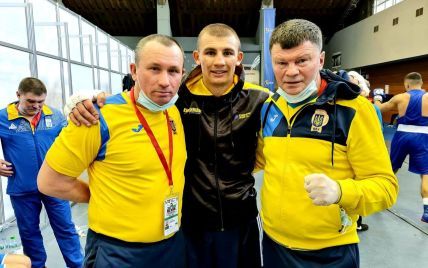 Ефектний нокаут: український боксер за хвилину розбив суперника на змаганнях в Болгарії (відео)