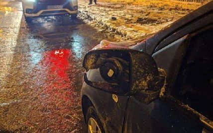 В Николаеве пьяный водитель сбил патрульную полицейскую и пытался скрыться с места ДТП