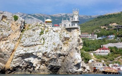 Оккупанты заявляют о миллионах туристов в Крыму, маскируя очередной провальный сезон - ГПСУ
