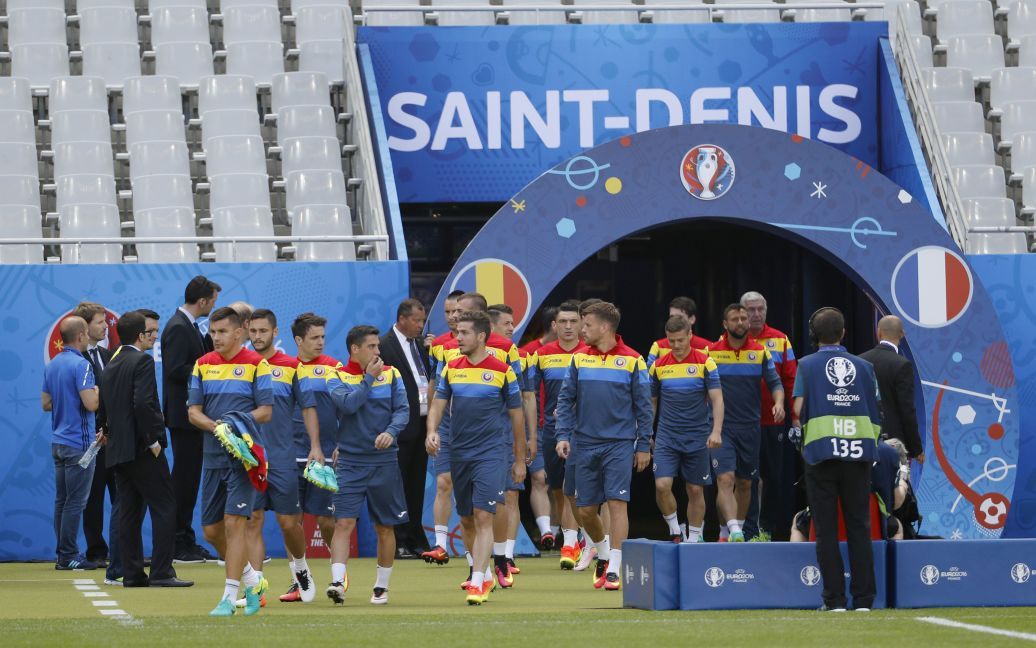 9 червня. Сен-Дені, Франція. Румуни тренуються &nbsp;на "Стад-де-Франс" до старту Євро-2016. / © 