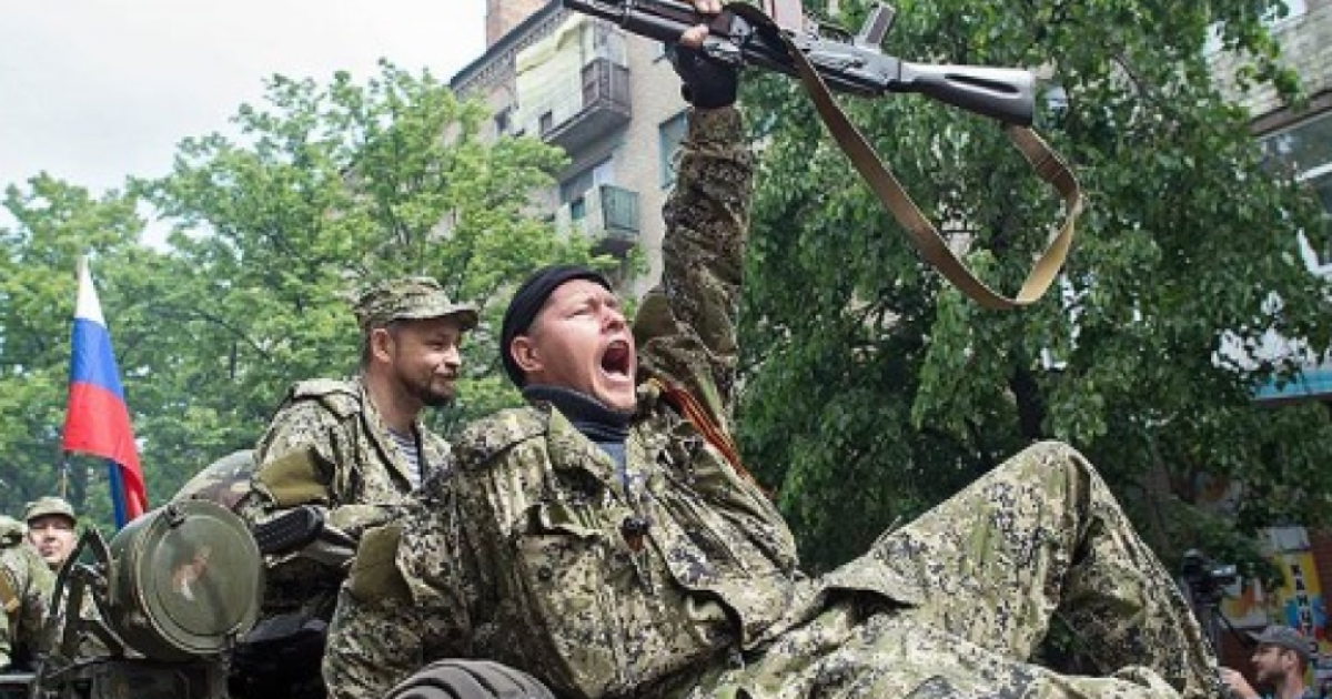 Боевикам надоела война и они избавляются от оружия