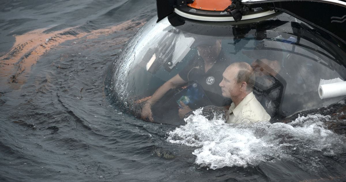 Путин побывал на дне Черного моря / © Reuters