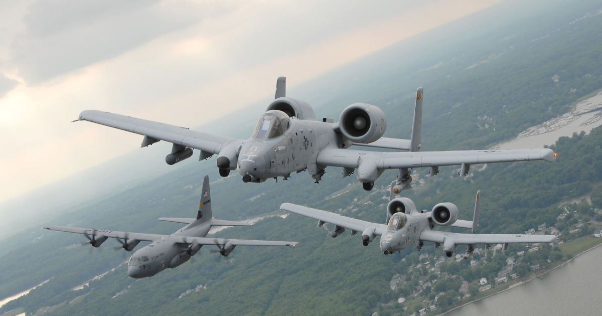 Штурмовики A-10 Thunderbolt II