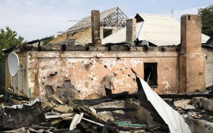 Боевики поливали огнем артиллерии жилые кварталы Авдеевки и били возле Мариуполя