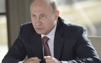 Путин считает распад СССР "трагедией века"