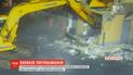 В Северной Ирландии грабители похитили банкомат с помощью экскаватора