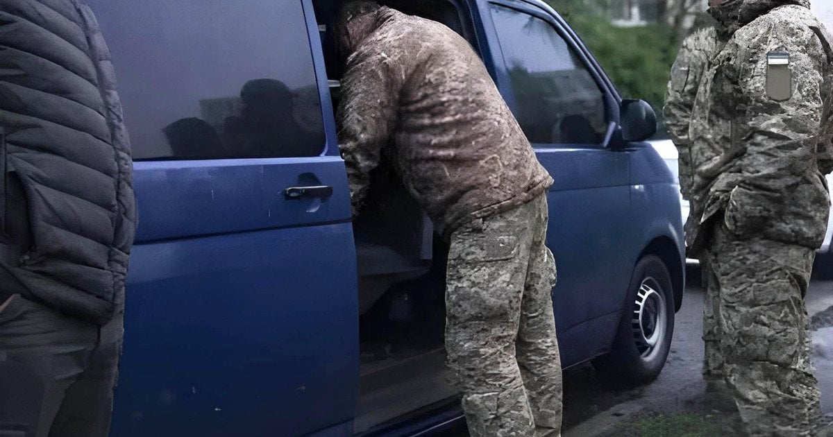 Скандали з ТЦК не вщухають: під підозру через смерть мобілізованого в Києві потрапили навіть лікарі
