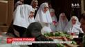 Тысячи верующих и туристов посетили Иерусалим, чтобы увидеть вынос плащаницы