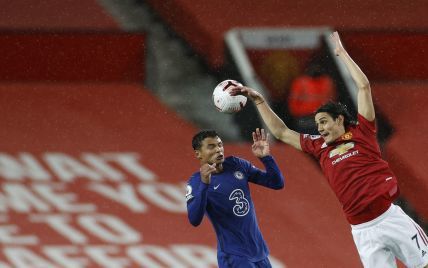 Реслінг від Магуайра, дебют Кавані: "Манчестер Юнайтед" і "Челсі" не визначили сильнішого в матчі АПЛ