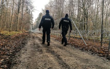 Мігранти намагалися прорватися через кордон: поранено двоє польських військових