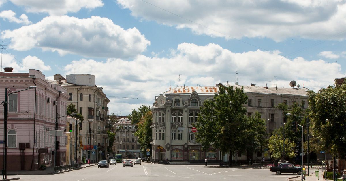 У Харкові "мінували" ТЦ і готель: евакуювали понад тисячі громадян