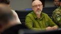 "Попереду – кілька надзвичайно важких тижнів": Резніков повідомив про ситуацію зі зброєю та наступом Росії