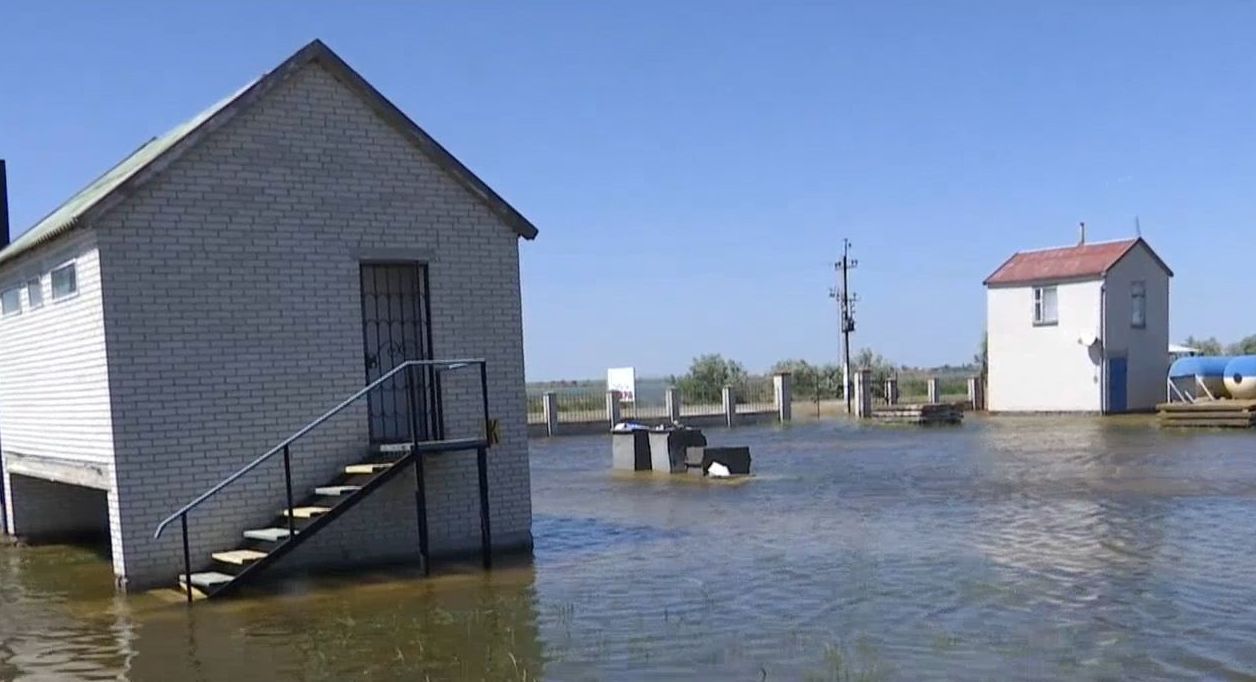 Синоптики попереджають про потужний шторм у Кирилівці, що на Запоріжжі