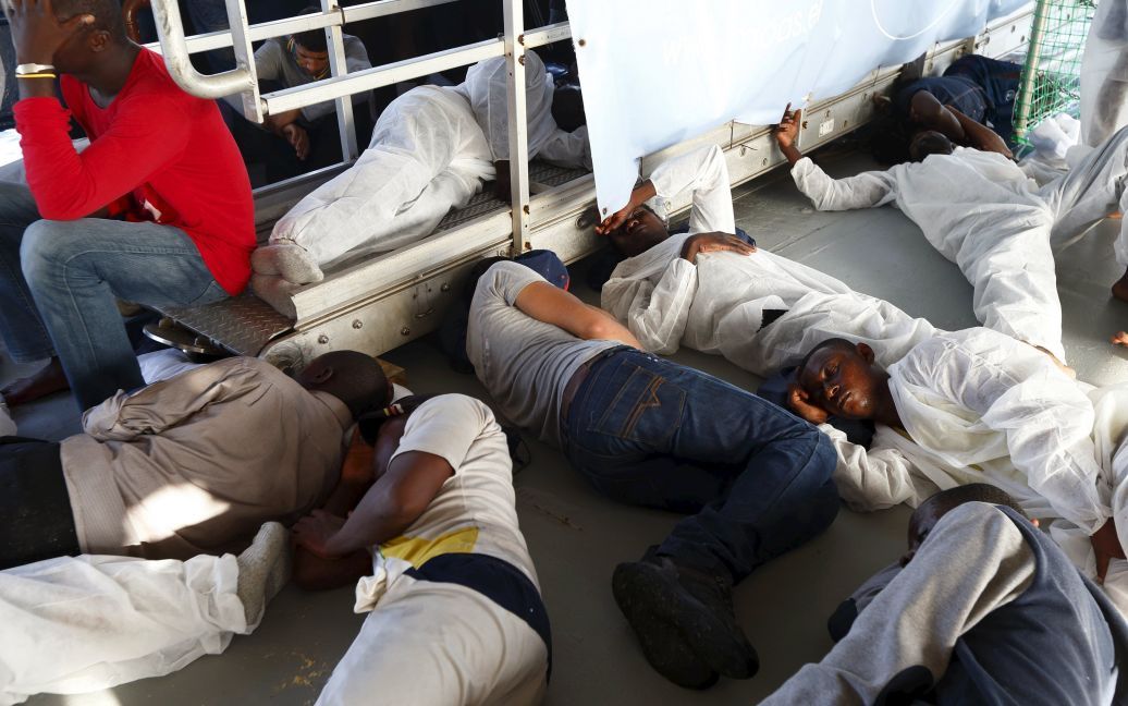 У Середземному морі триває рятувальна операція з порятунку мігрантів. / © Reuters