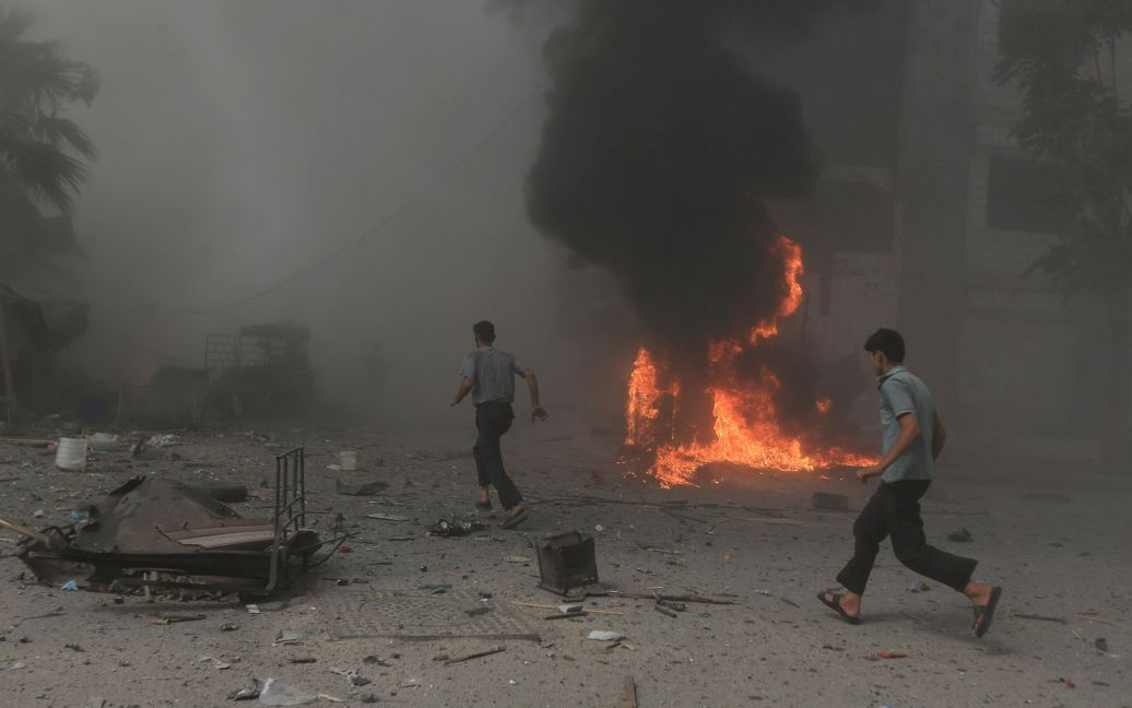 Авиаудар по городу Дума унес жизни десятков людей. / © Reuters