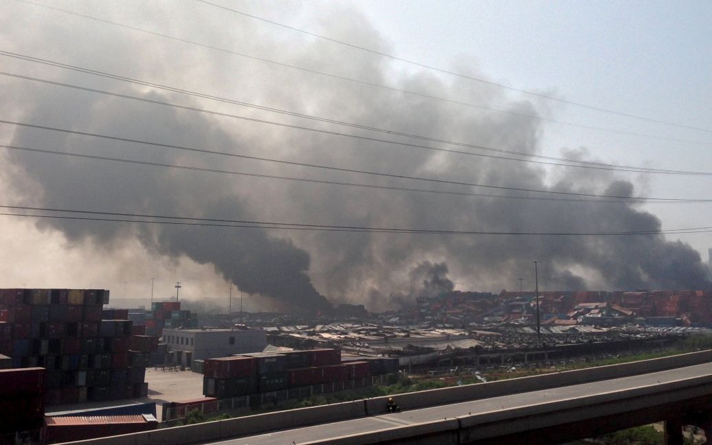Взрыв в Тяньцзине разрушил часть города. / © Reuters