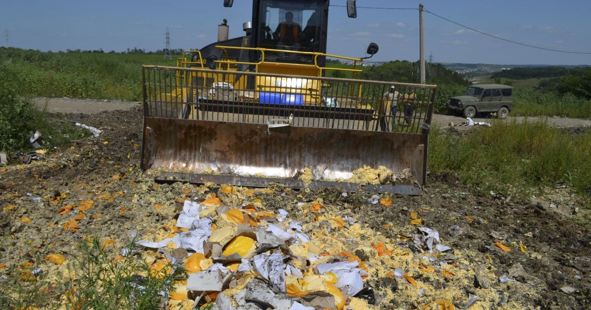 В России провели первую облаву на "дилеров" санкционным продуктов