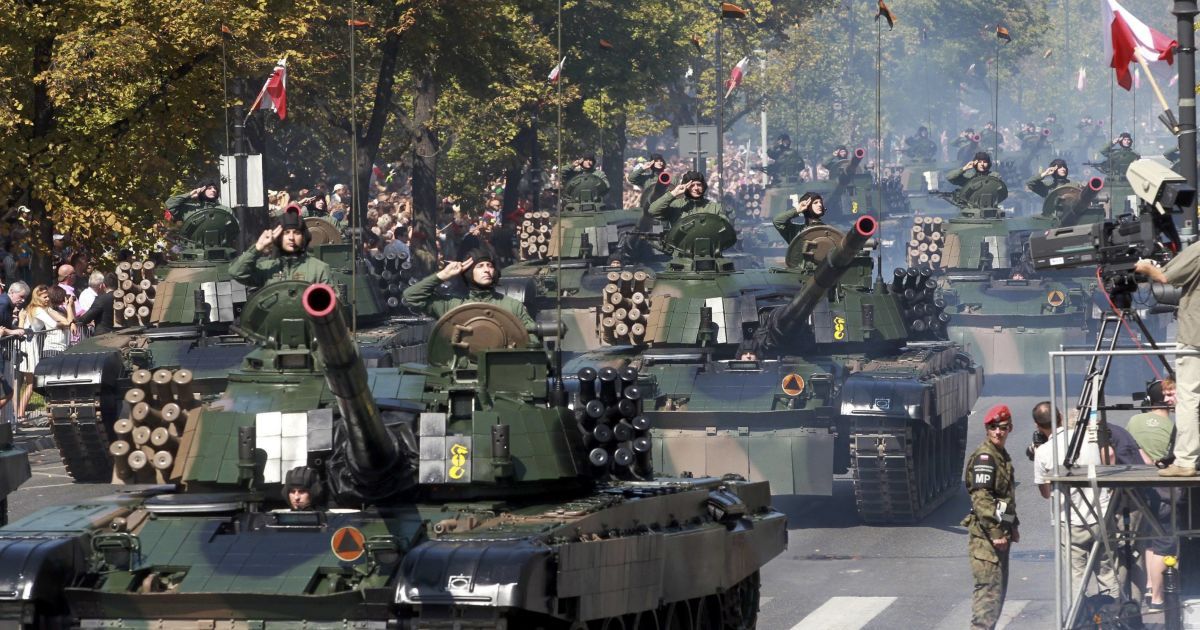 95-у річницю перемоги поляків над більшовиками відзначили військовим парадом.