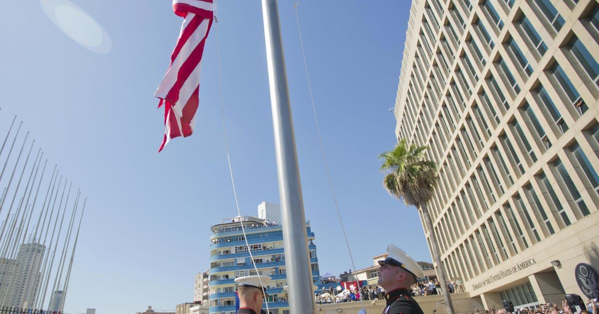 Торжественное поднятие флага США в Гаване. / © Reuters