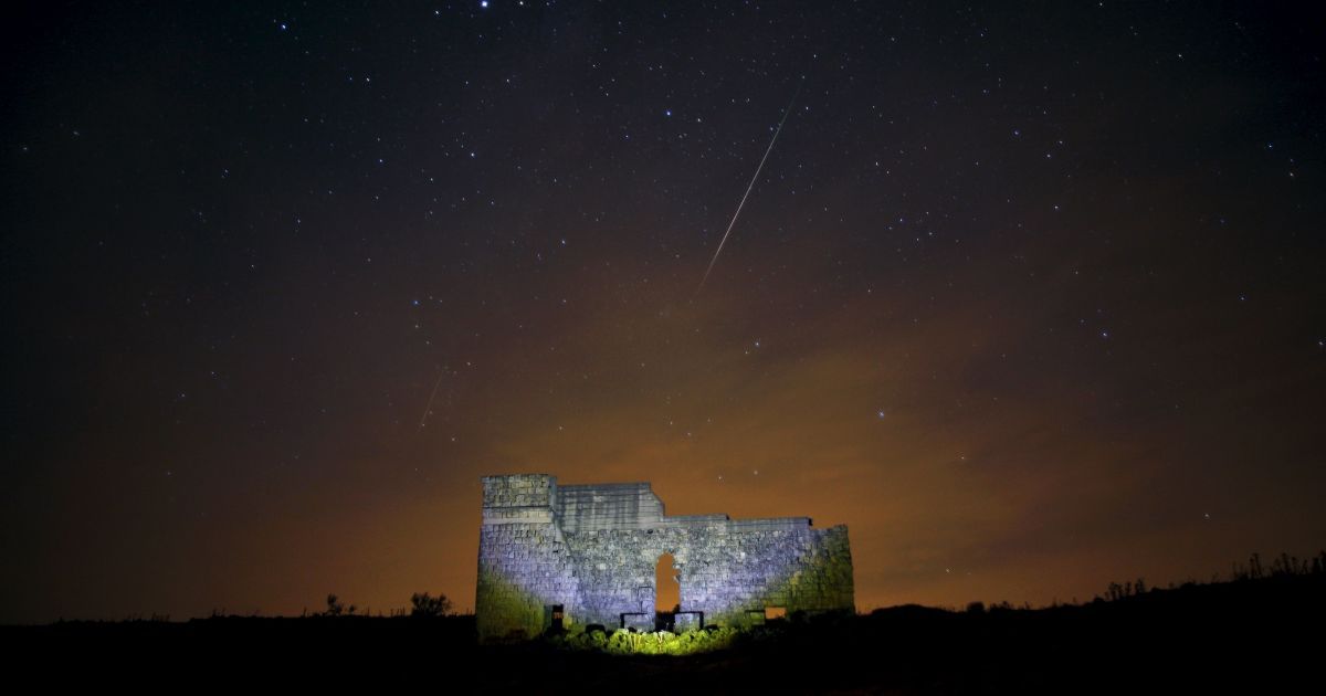 За пиком звездопада земляне наблюдали минувшей ночью