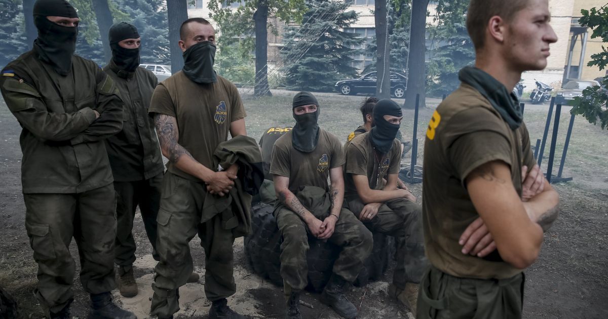 Группа бойцов, которая вскоре поедет в зону АТО, показала, на что способна. / © Reuters