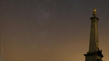 За піком зорепаду земляни спостерігали минулої ночі / © Reuters