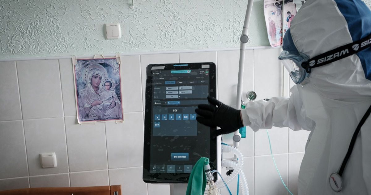 Другий за тиждень рекорд смертей: від коронавірусу за добу вперше померло понад 280 українців