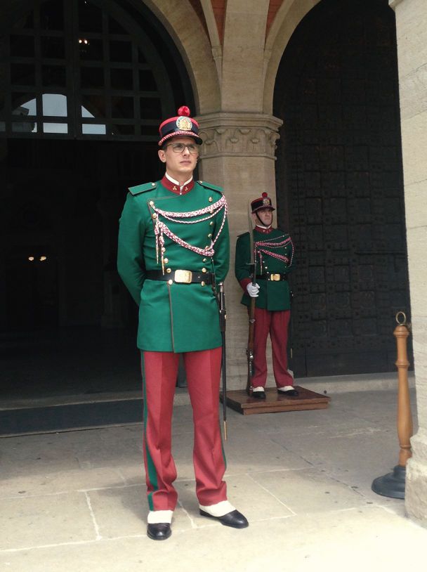 Бійці Guardia di Rocca охороняють капітан-регентів / © фото: Андрій Цаплієнко