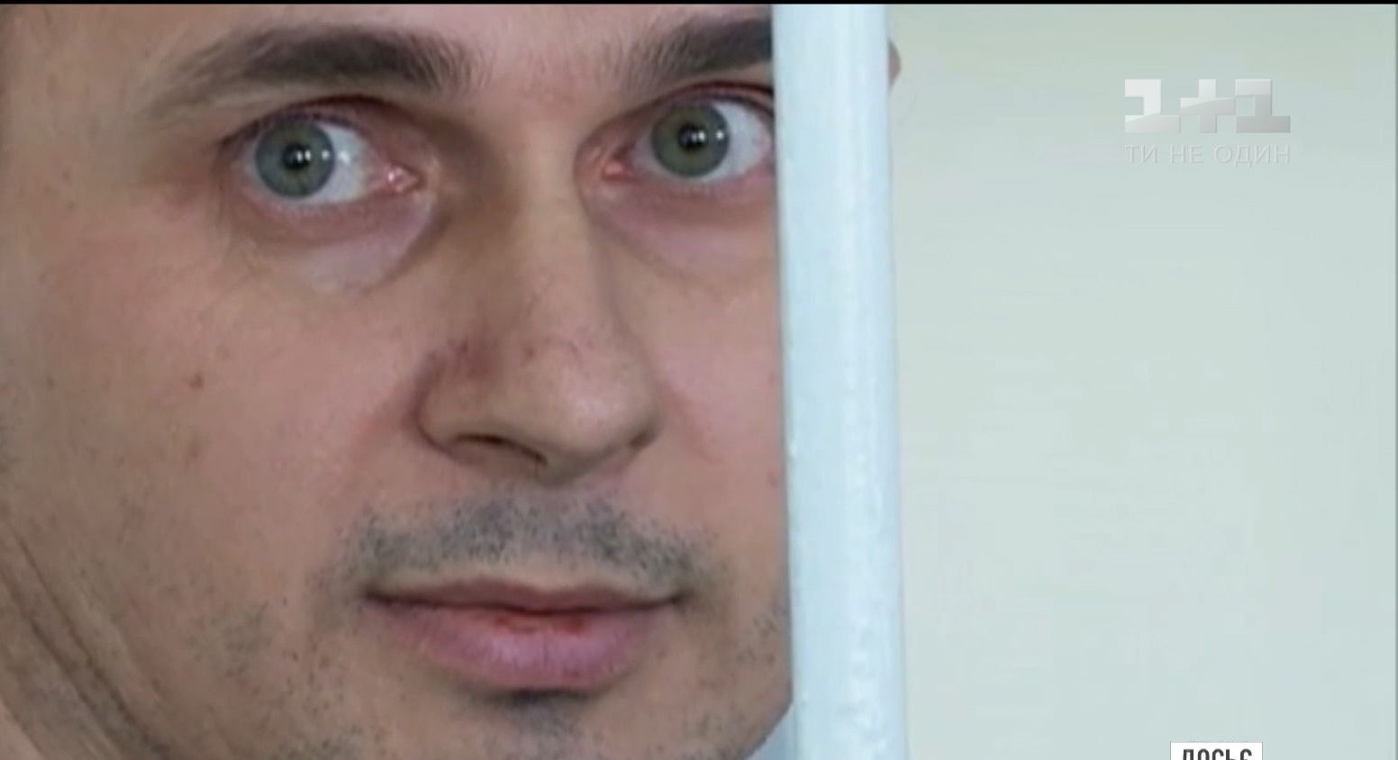 Російські тюремники запевняють, що Олег Сенцов погодився на підтримувальну терапію