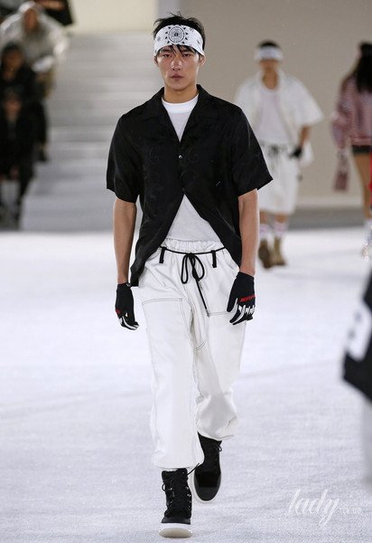 Колекція Alexander Wang прет-а-порте сезону весна-літо 2019 / © East News