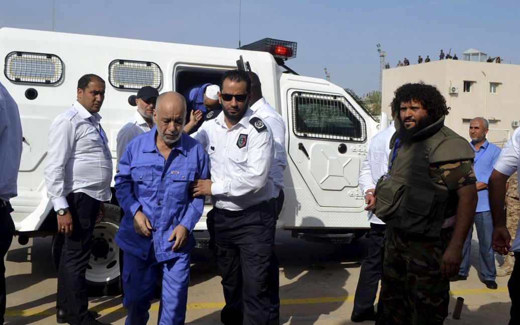 На бывшего премьер-министра Ливии Аль-Багдади аль-Махмуди также ждет смертная казнь. / © Reuters