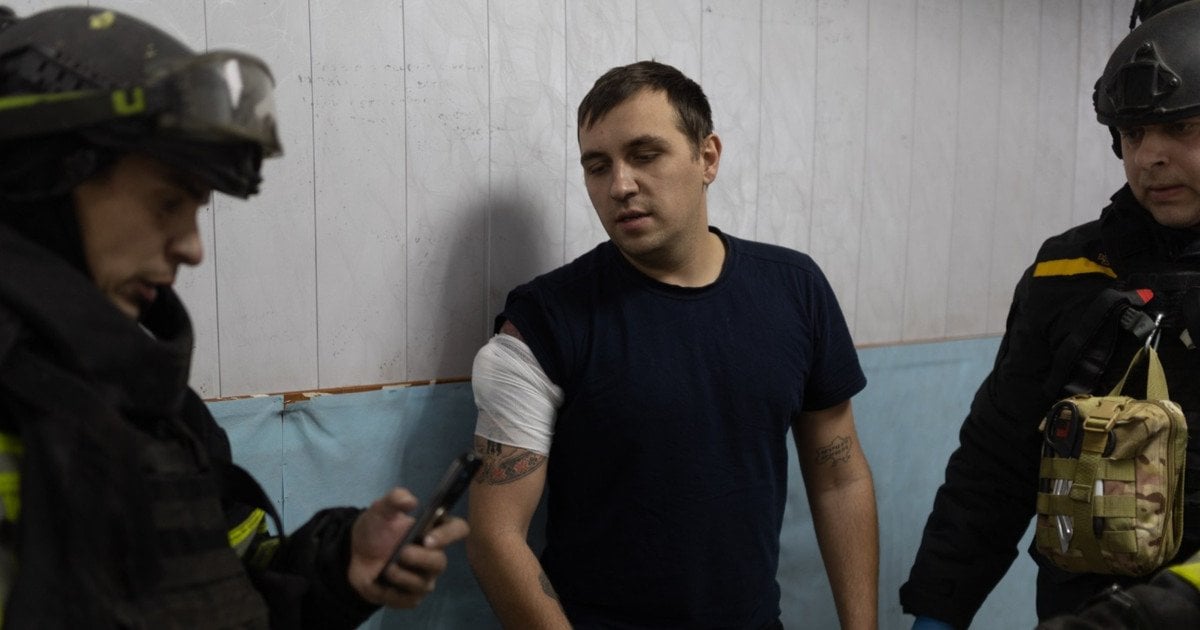 Один із поранених рятувальників, яких росіяни у Дружківці атакували FPV-дроном