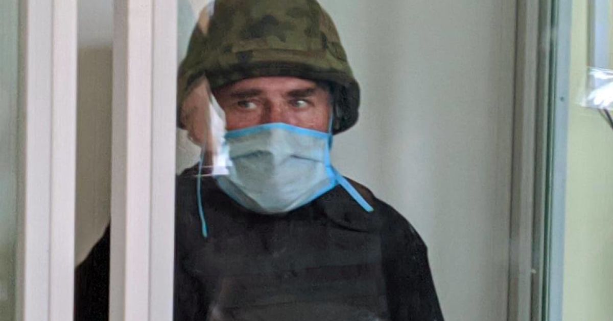 Судове засідання у справі житомирського стрільця розпочалося: підозрюваний у шоломі та бронежилеті