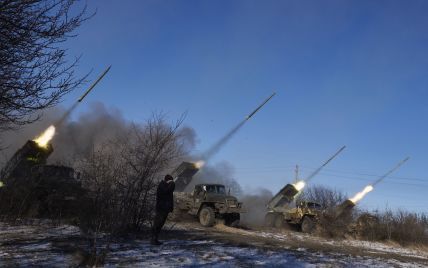 Россия отправила боевикам в Ясиноватую новых "коллег", технику и боеприпасы