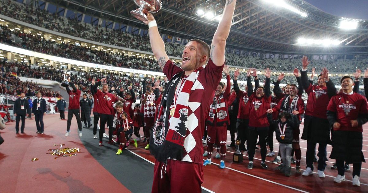 Фото - twitter.com/Podolski10