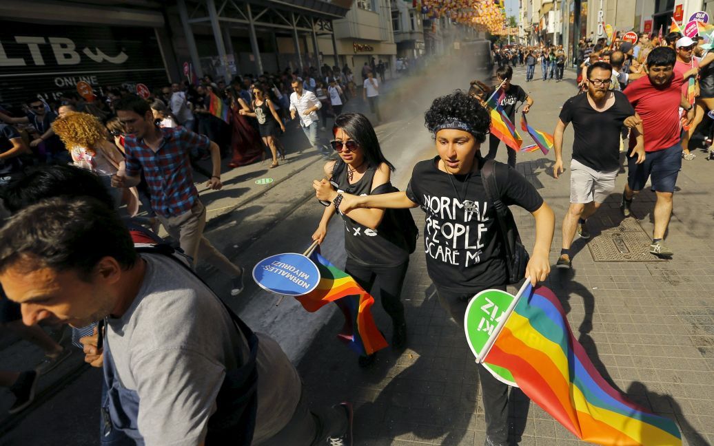 Полиция разогнала марш ЛГБТ-активистов в Стамбуле. / © Reuters